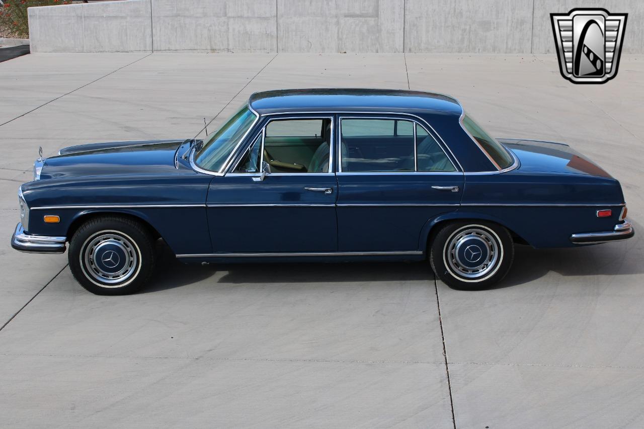 1970 Mercedes - Benz 280S