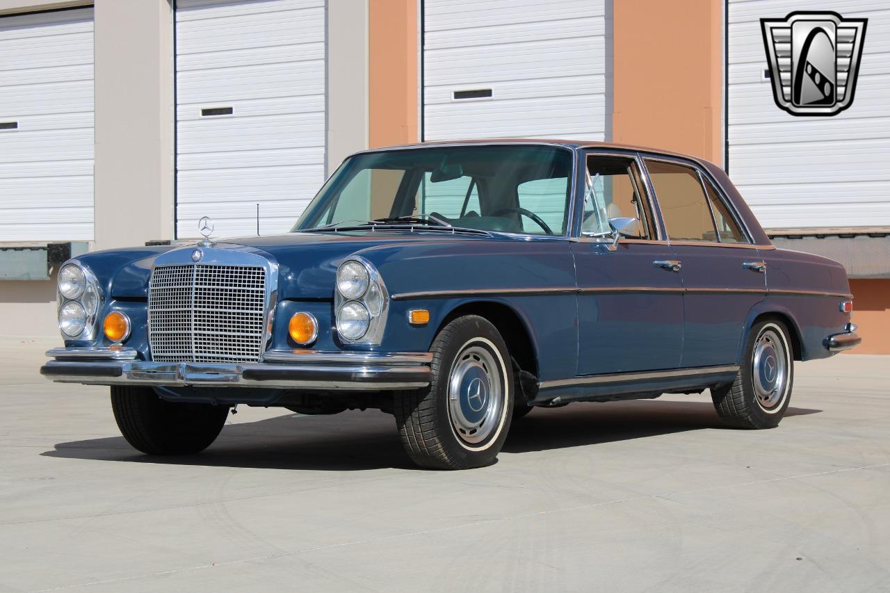 1970 Mercedes - Benz 280S