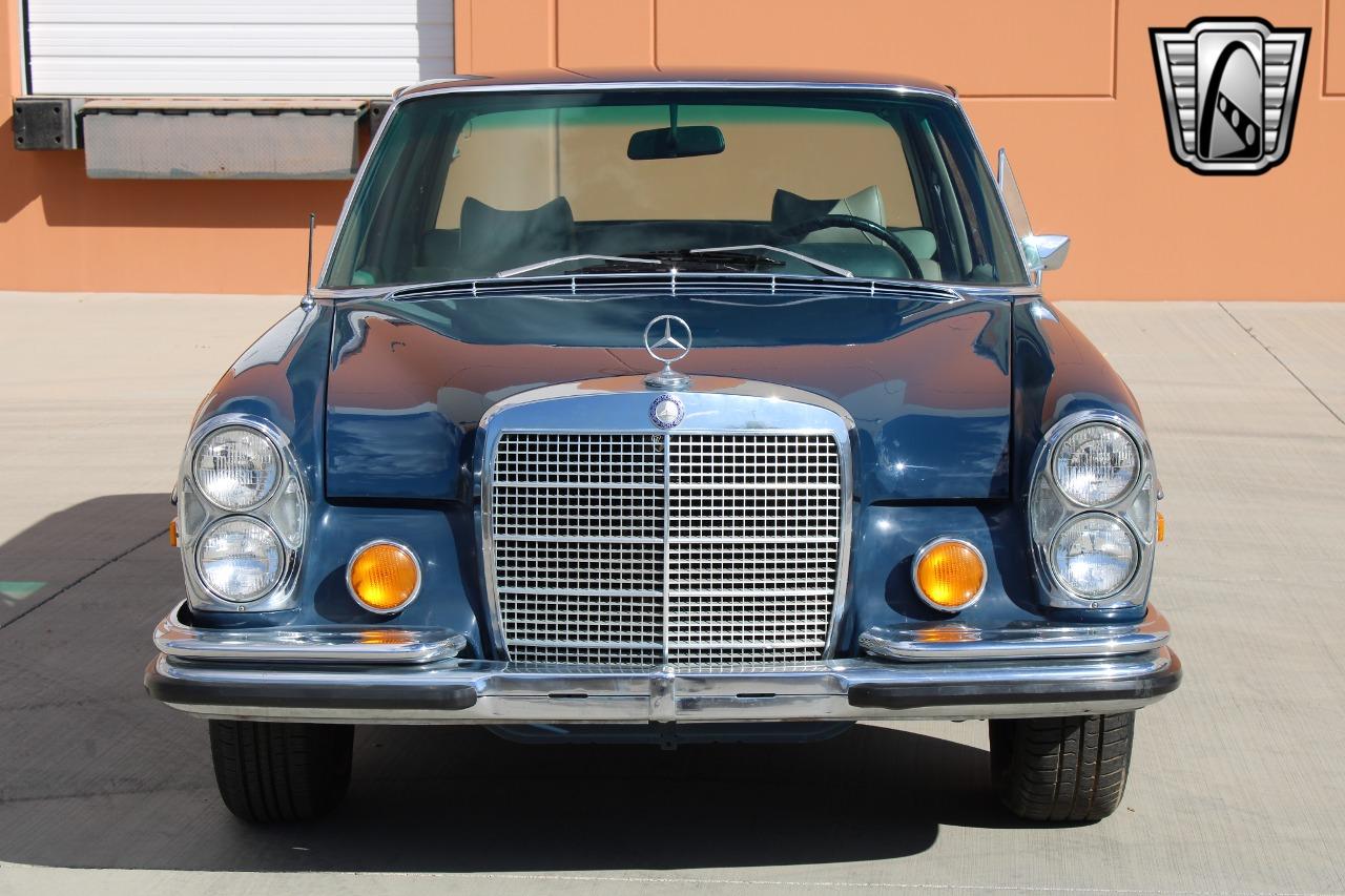 1970 Mercedes - Benz 280S