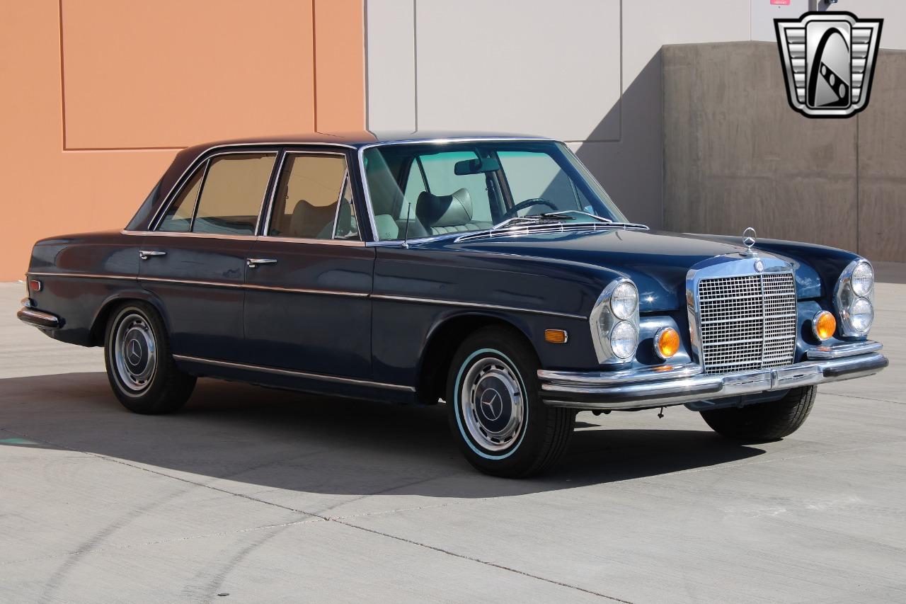 1970 Mercedes - Benz 280S