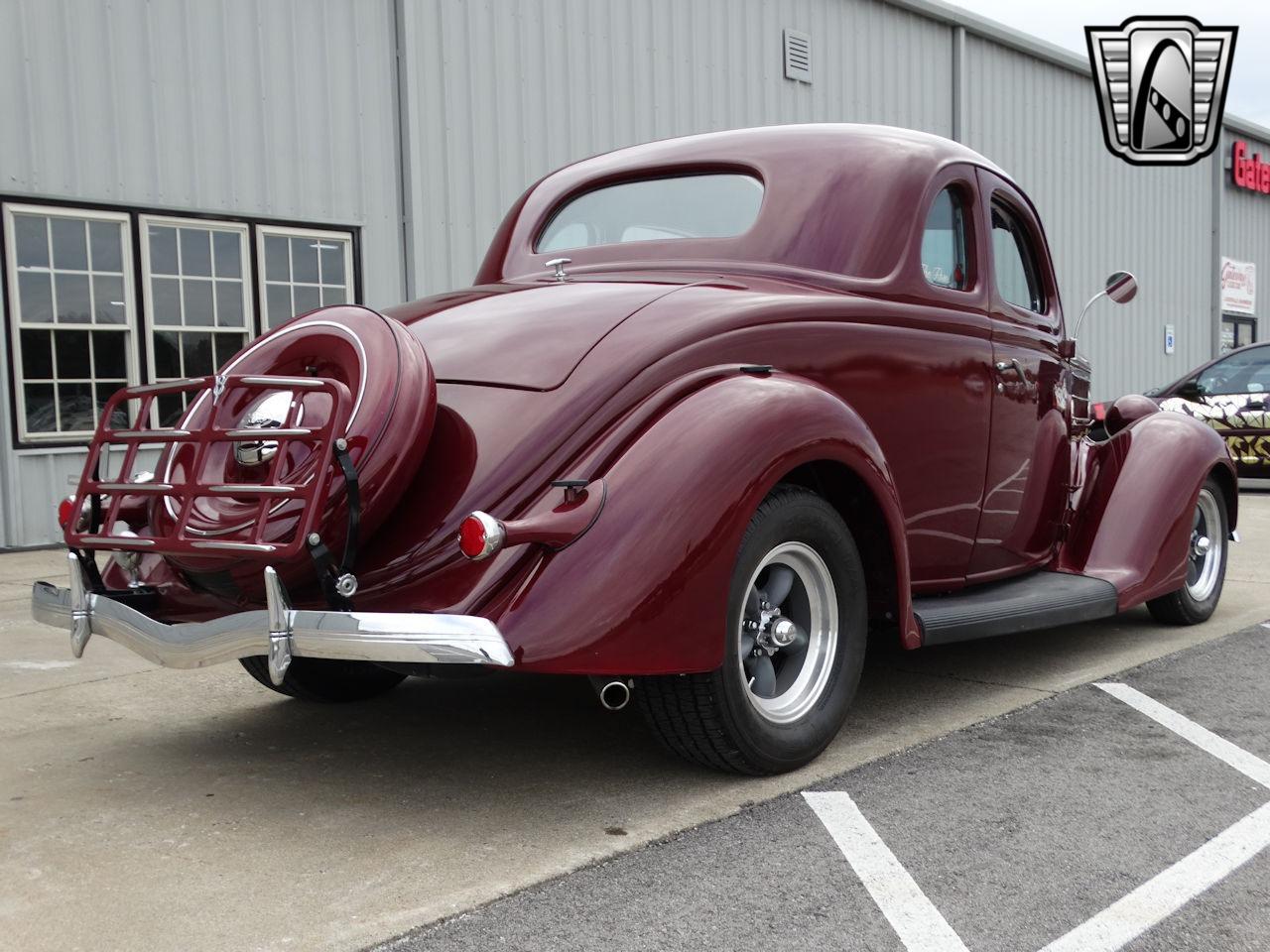 1936 Ford 5 Window