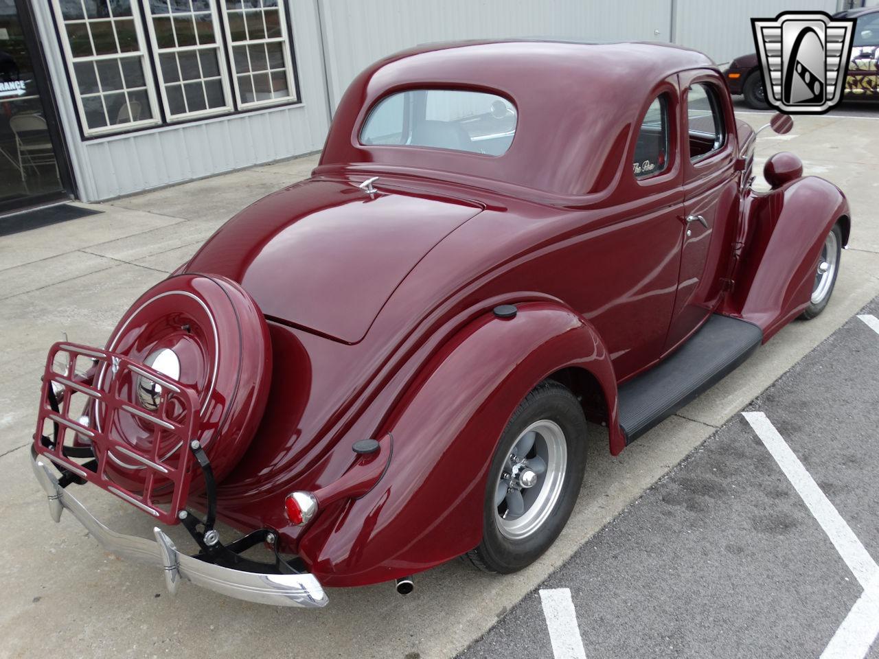 1936 Ford 5 Window