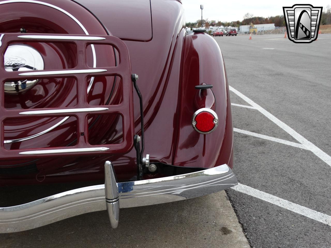 1936 Ford 5 Window