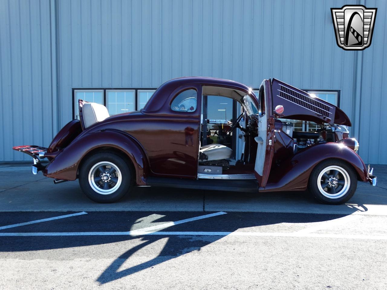 1936 Ford 5 Window