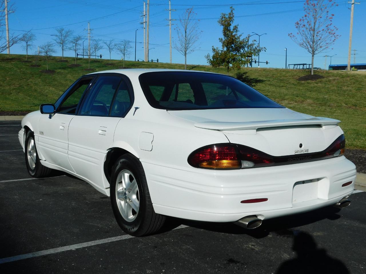 1997 Pontiac Bonneville