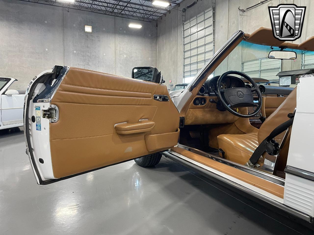 1987 Mercedes - Benz 560SL