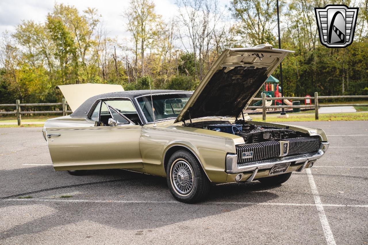 1967 Mercury Cougar