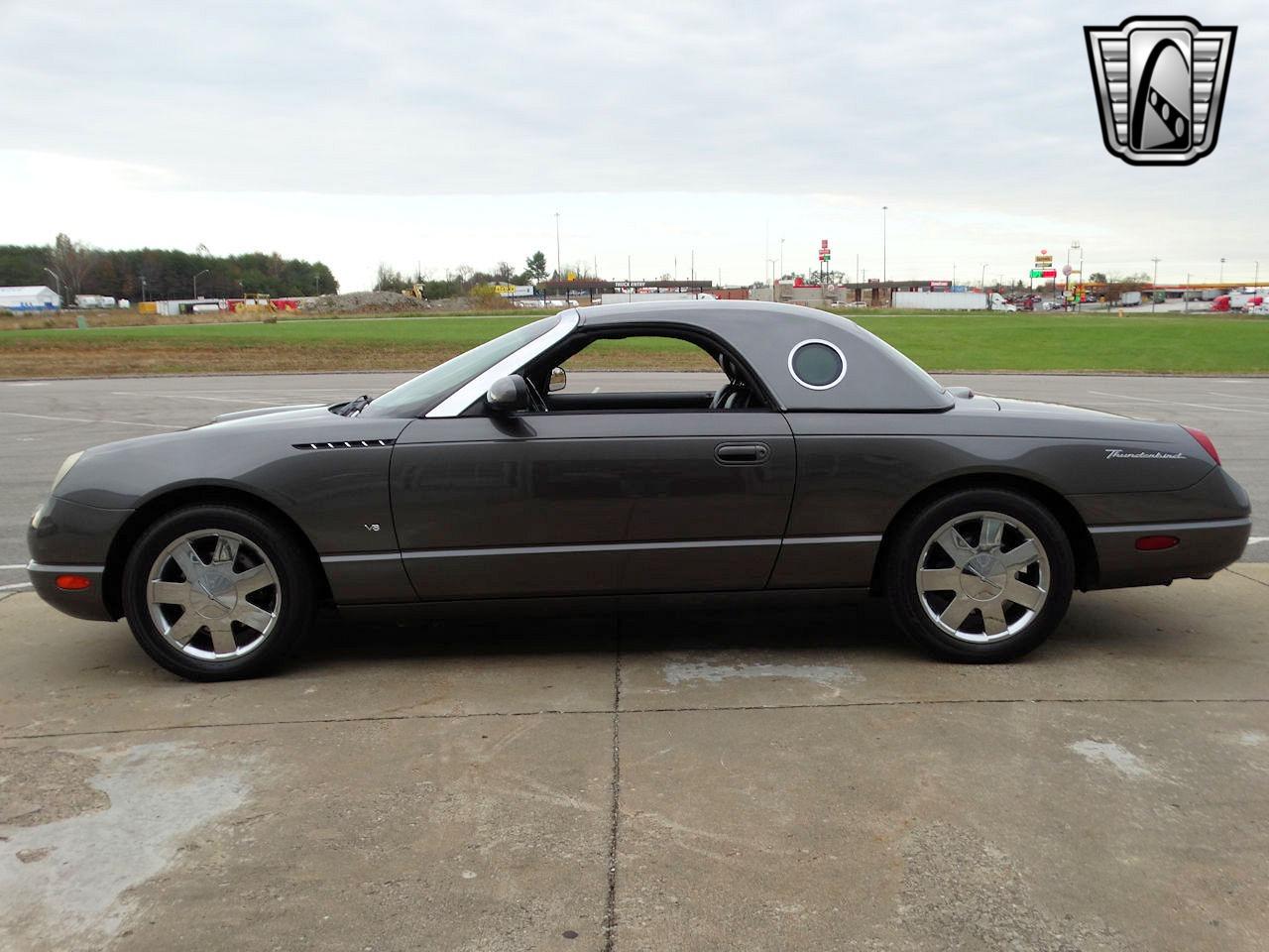 2003 Ford Thunderbird