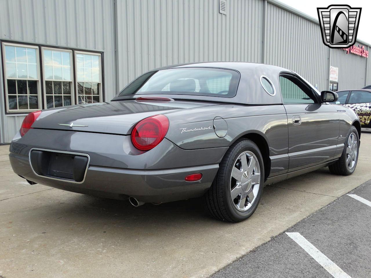 2003 Ford Thunderbird