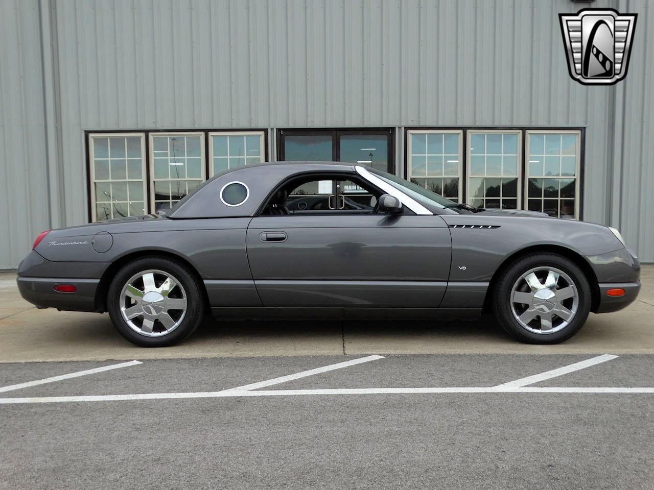 2003 Ford Thunderbird