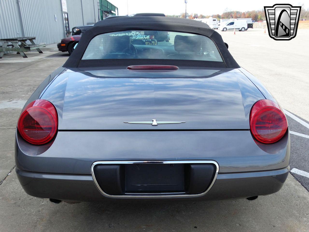 2003 Ford Thunderbird