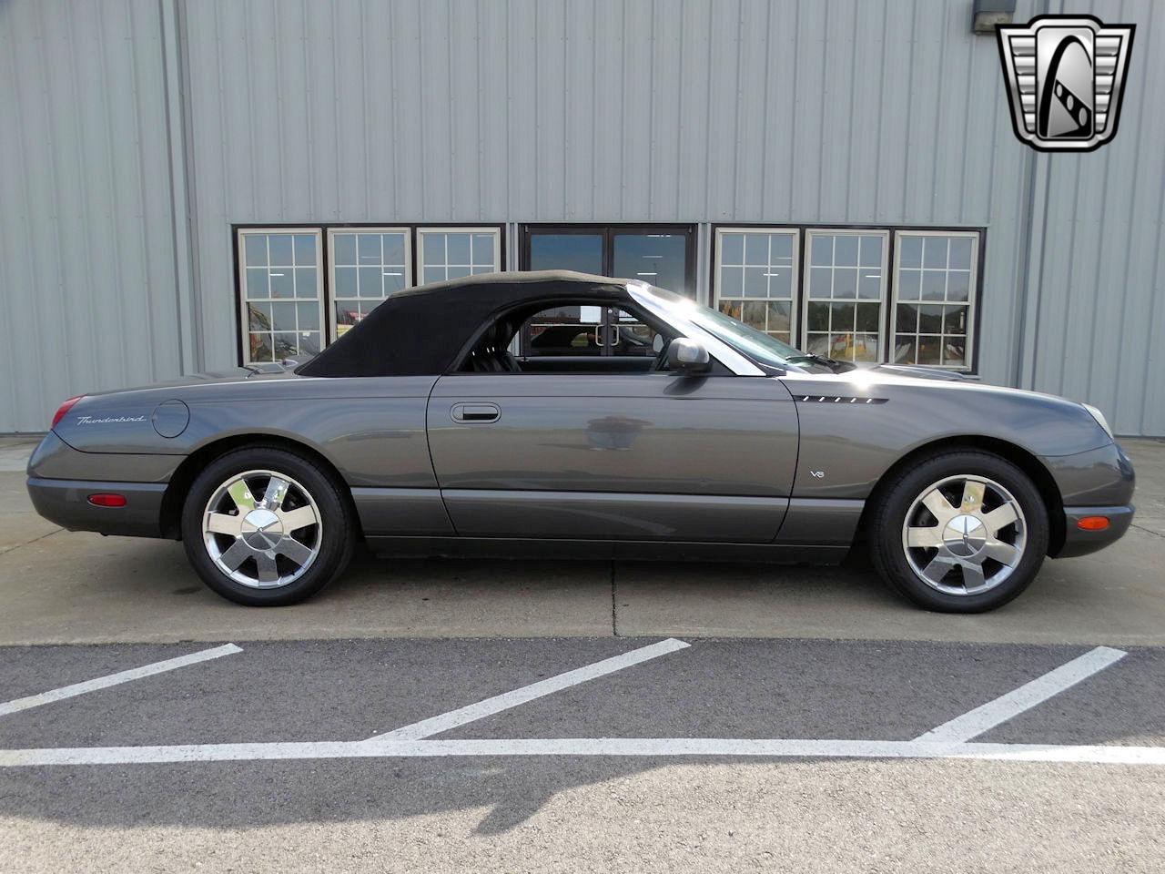 2003 Ford Thunderbird