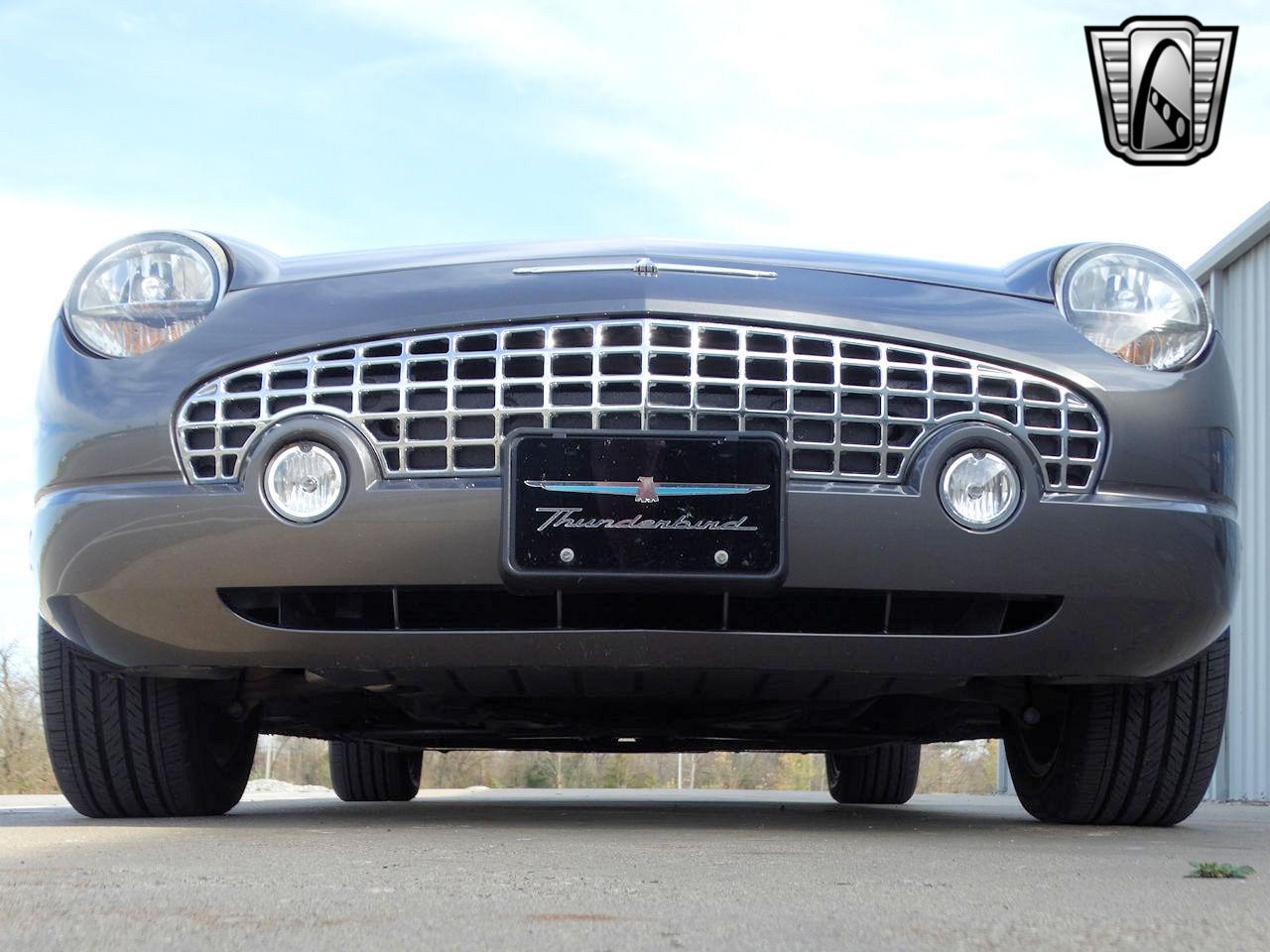 2003 Ford Thunderbird