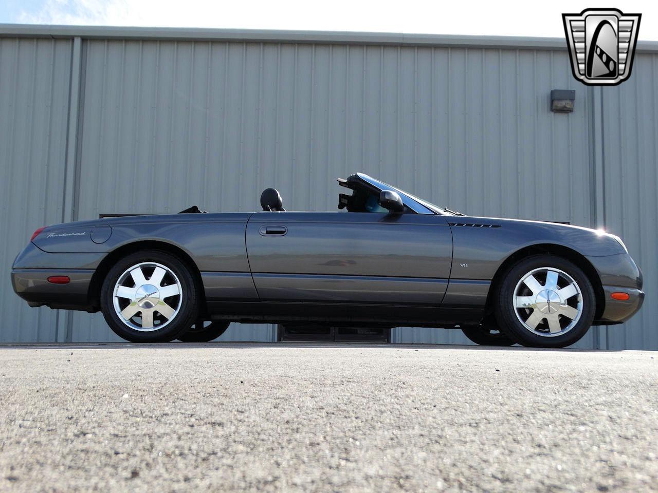 2003 Ford Thunderbird