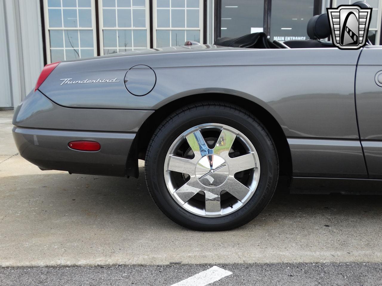 2003 Ford Thunderbird