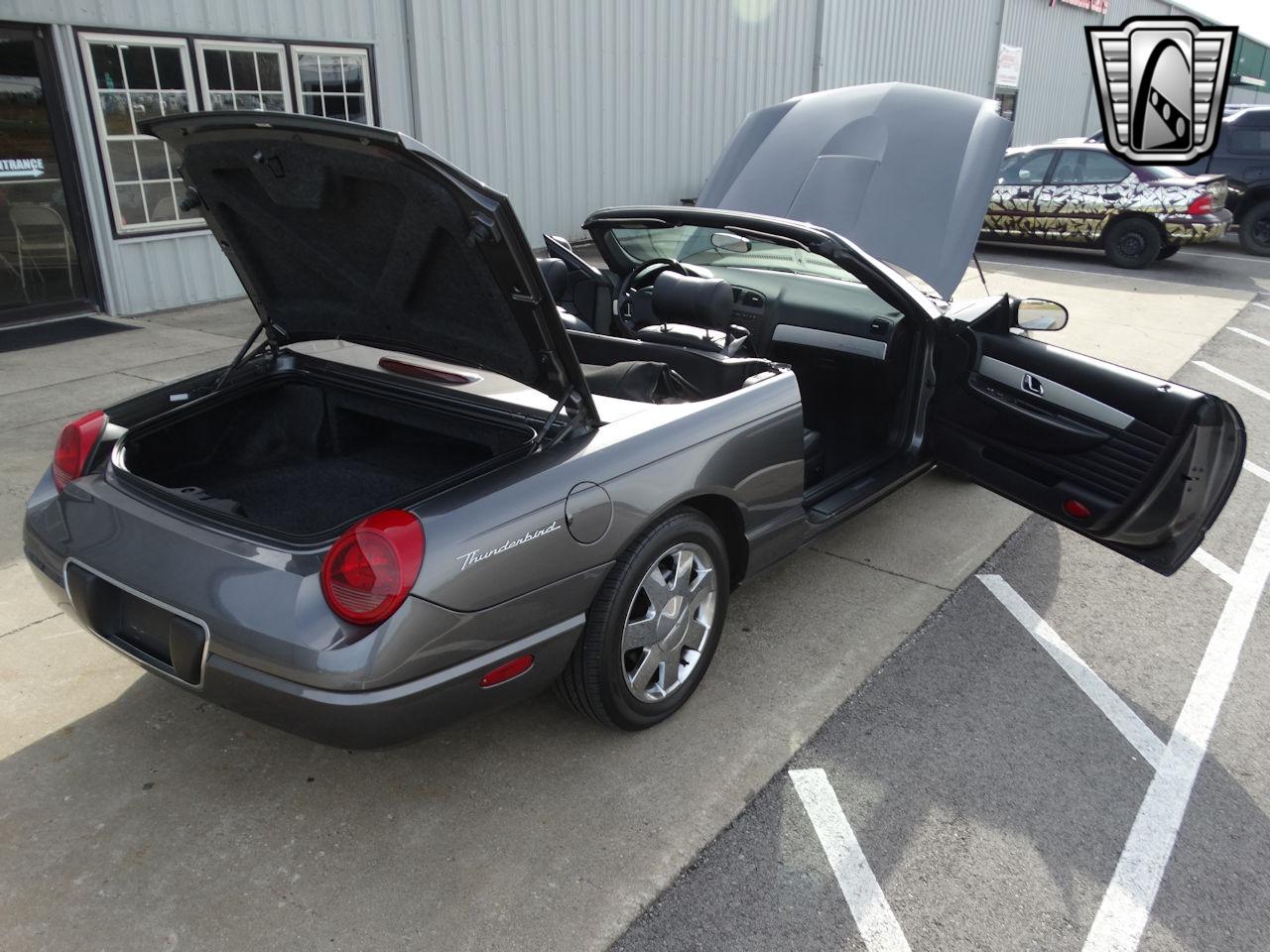 2003 Ford Thunderbird