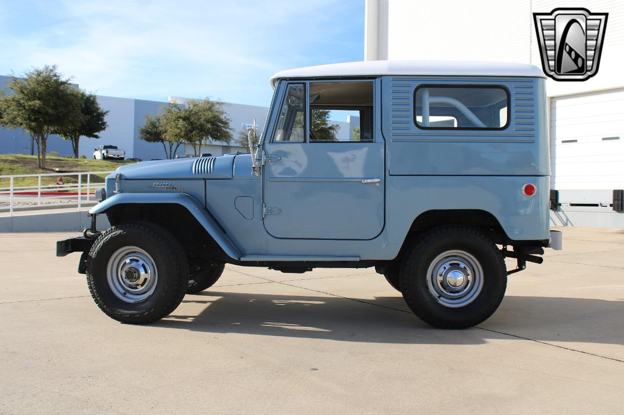 1965 Toyota Land Cruiser