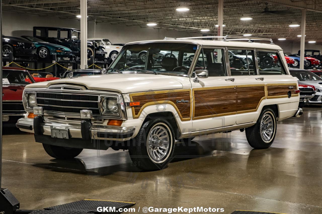 1987 Jeep Grand Wagoneer