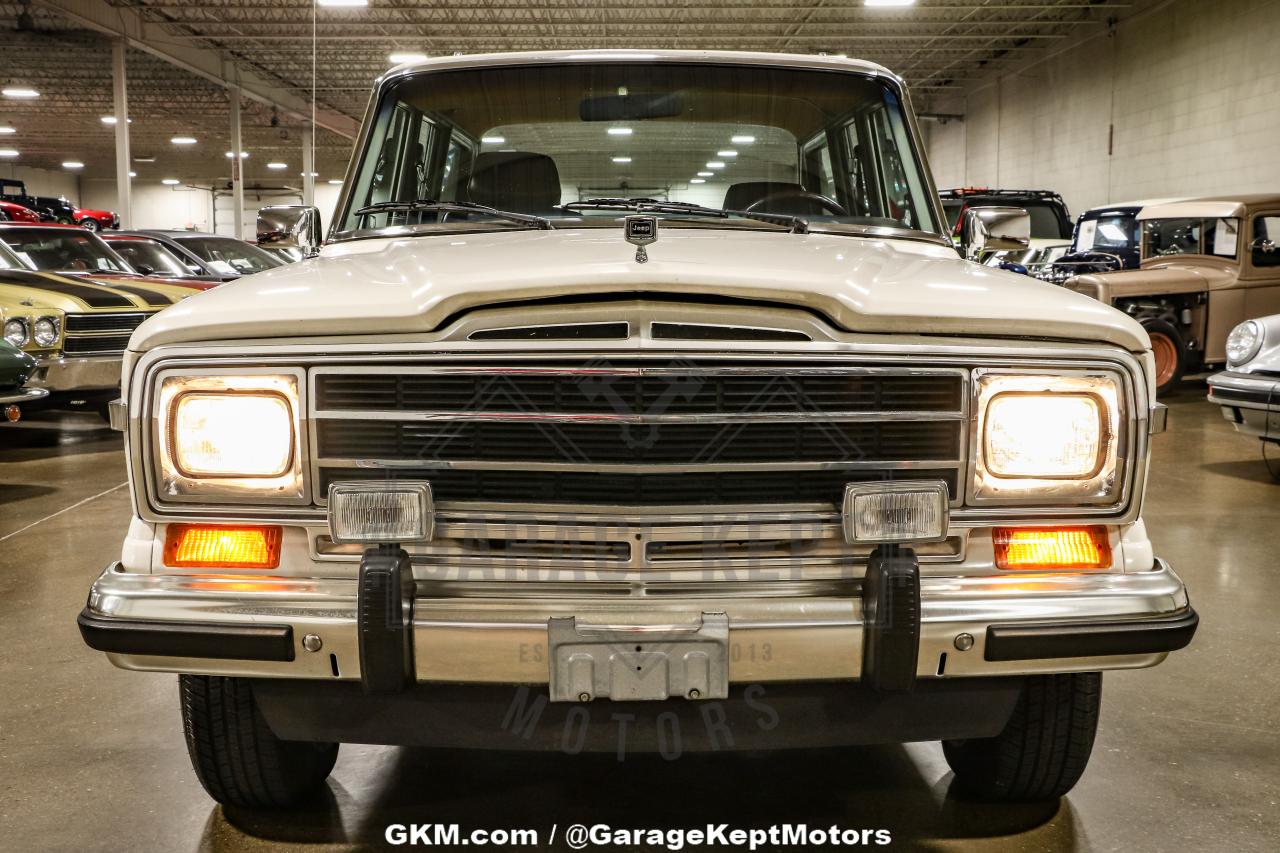 1987 Jeep Grand Wagoneer