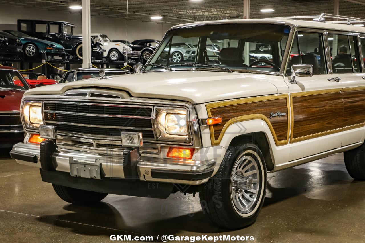 1987 Jeep Grand Wagoneer