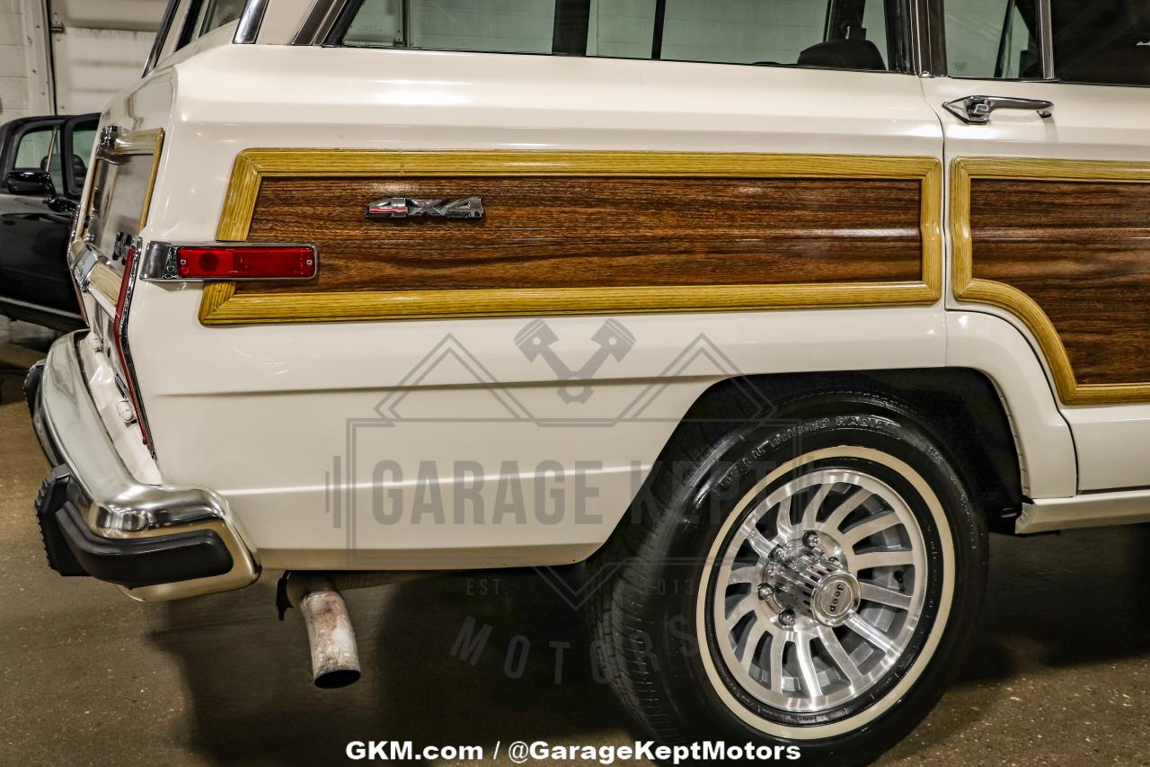 1987 Jeep Grand Wagoneer