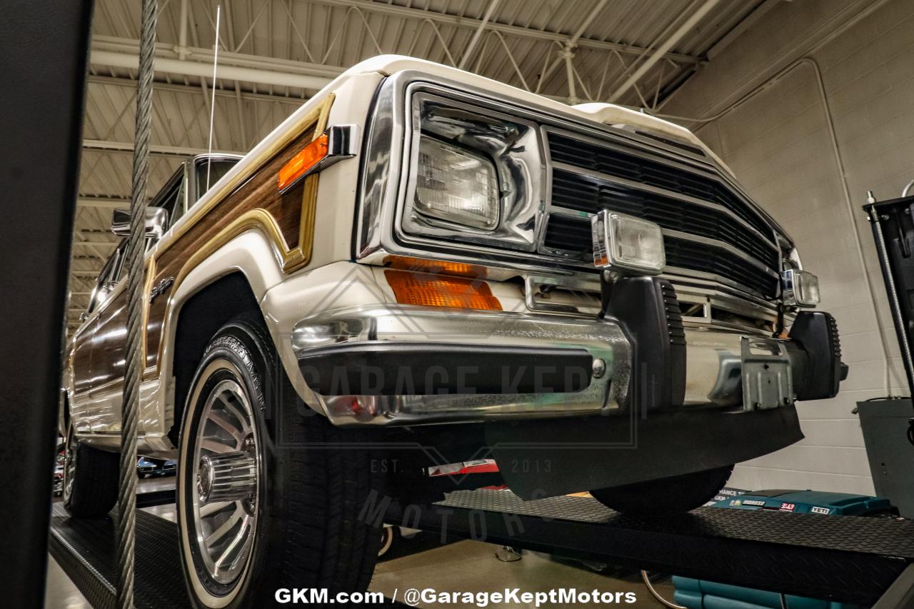 1987 Jeep Grand Wagoneer