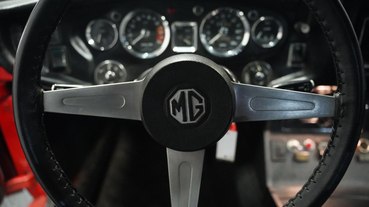 1975 MG MGB