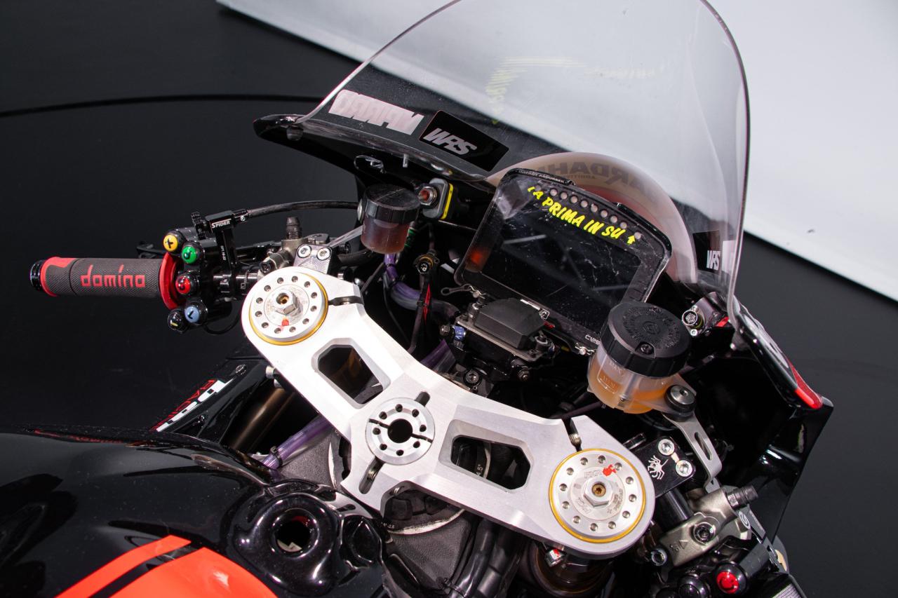 2022 Ducati PANIGALE V4R SBK TEAM BARNI