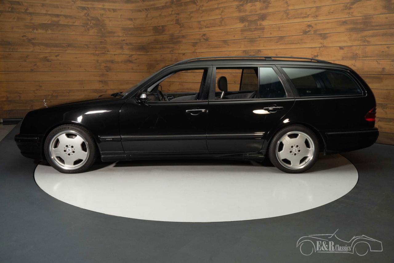 2002 Mercedes - Benz E55 AMG