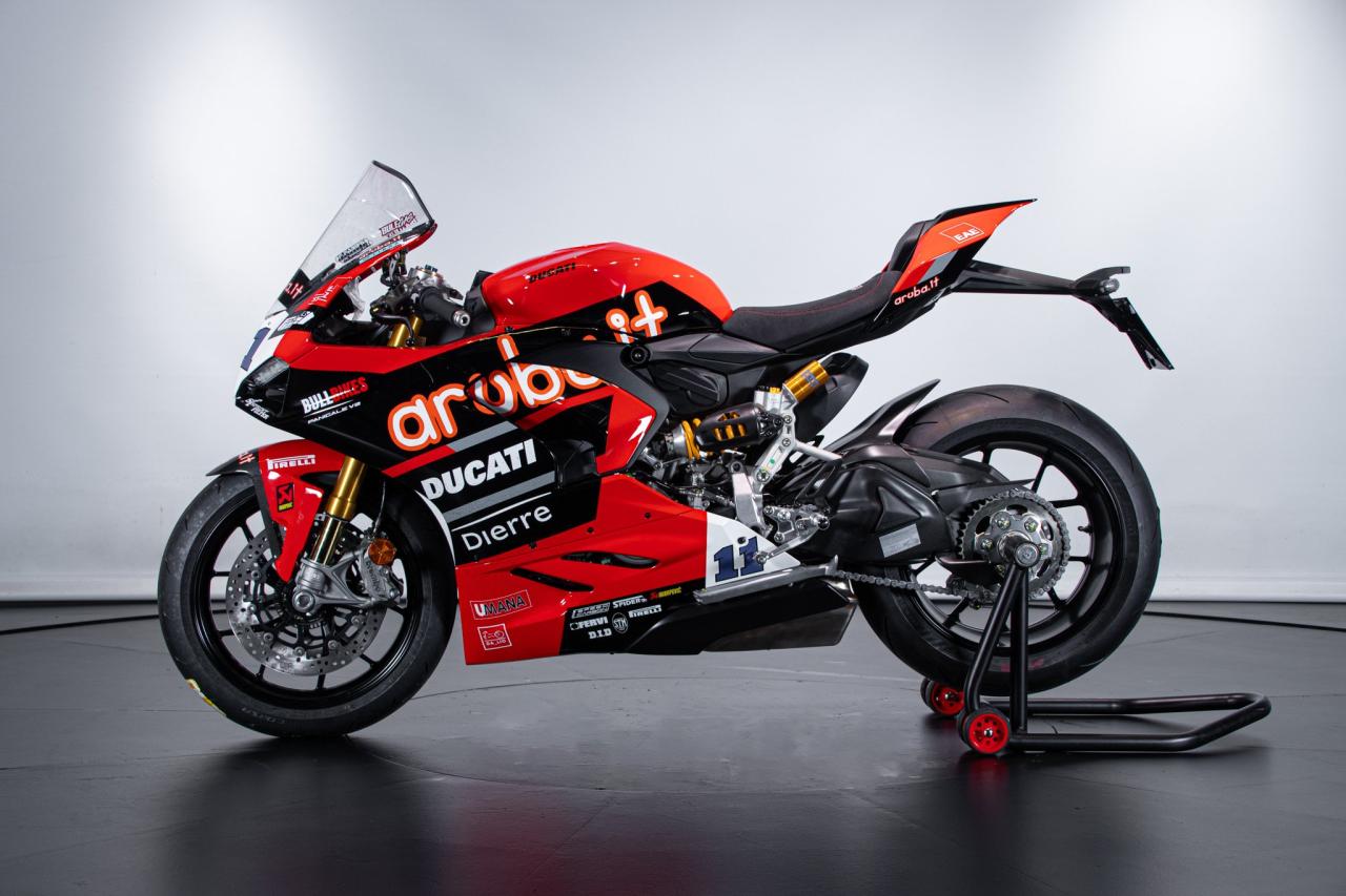 2023 Ducati PANIGALE V2 BULEGA 2023 WORLD CHAMPION REPLICA