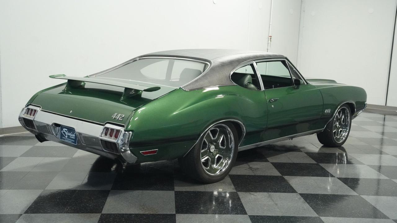 1972 Oldsmobile Cutlass 442 Tribute Restomod