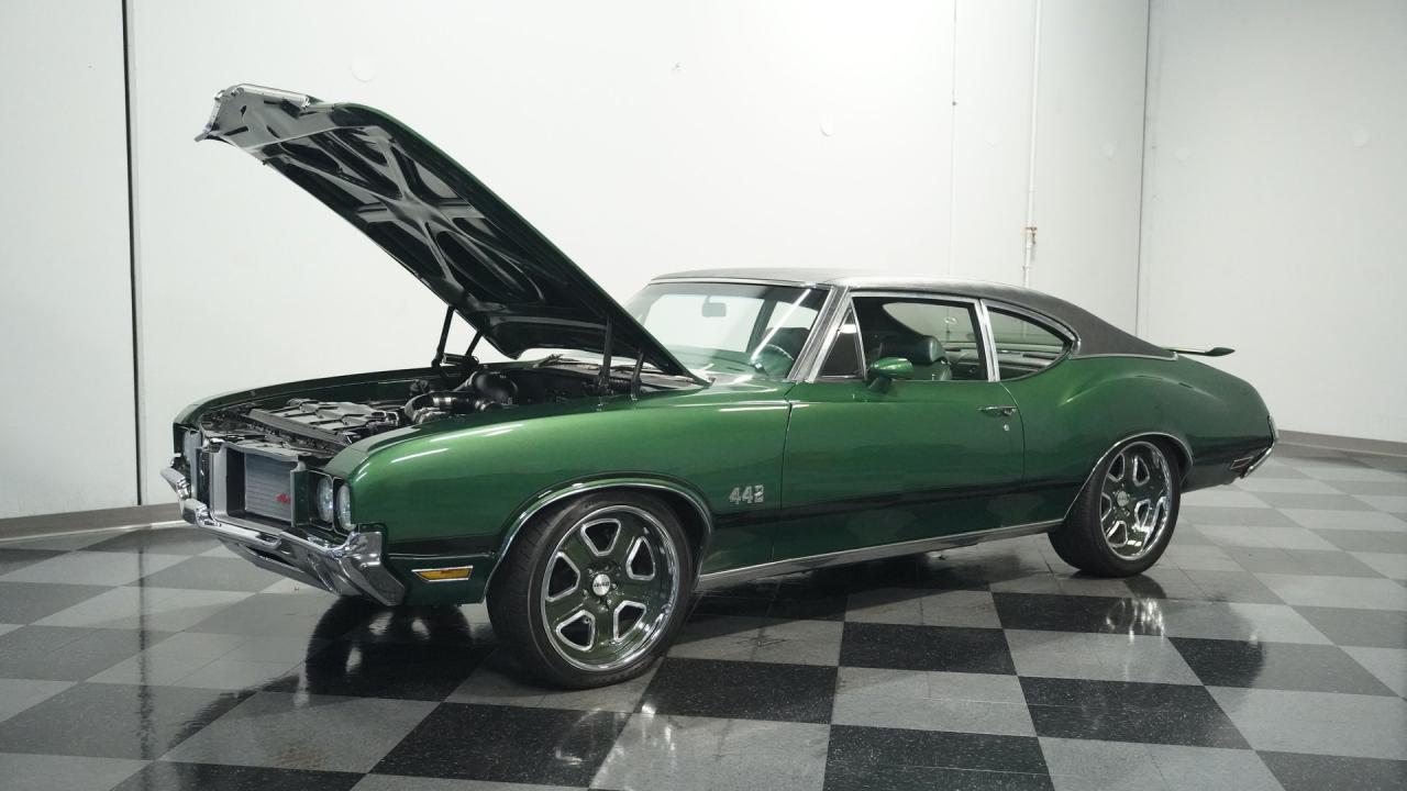 1972 Oldsmobile Cutlass 442 Tribute Restomod