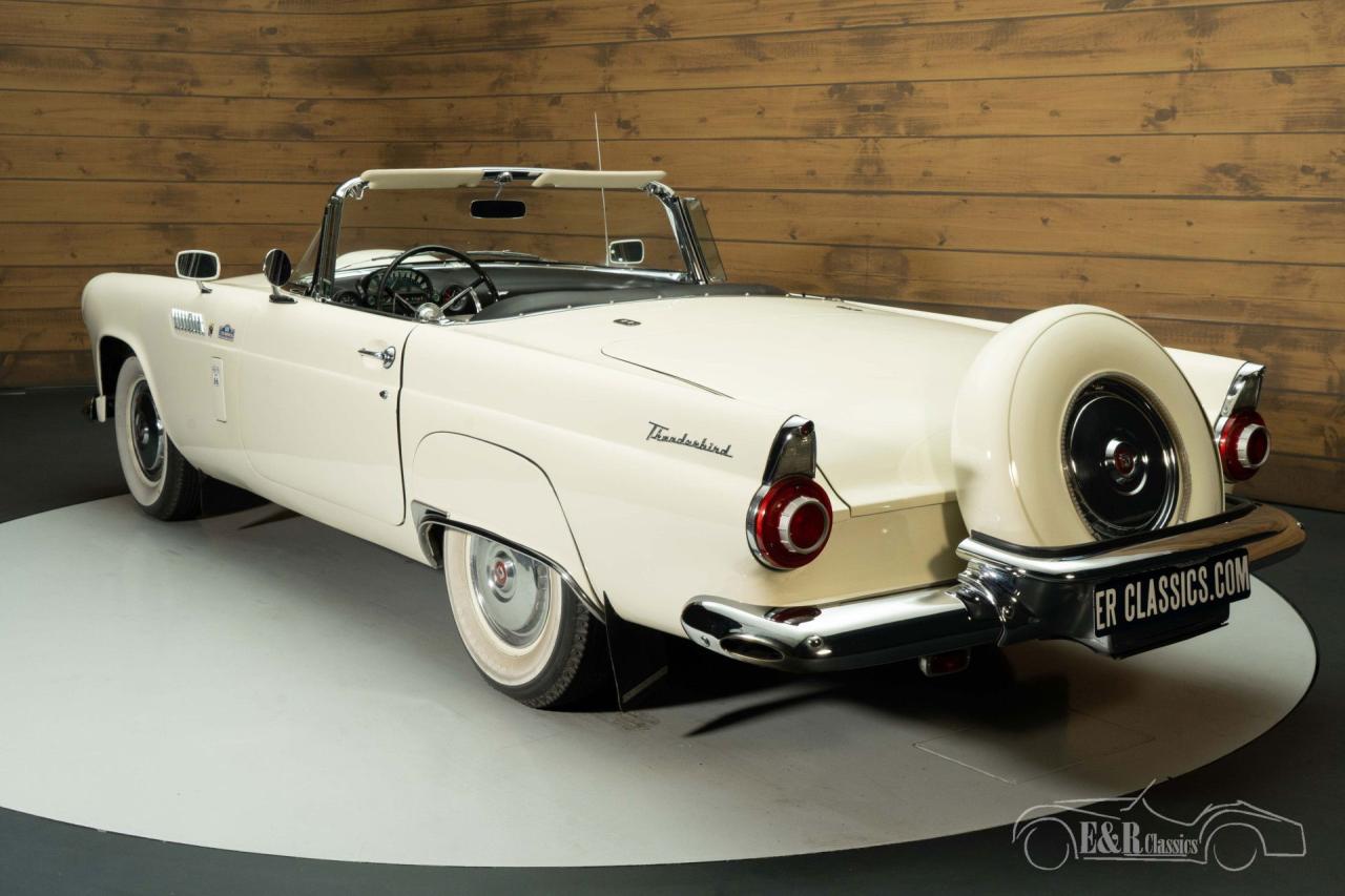 1956 Ford Thunderbird