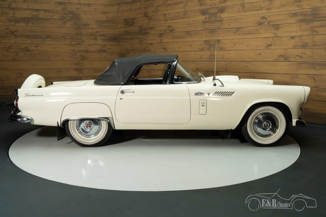 1956 Ford Thunderbird