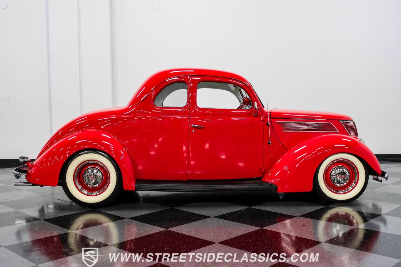 1937 Ford 5-Window Coupe