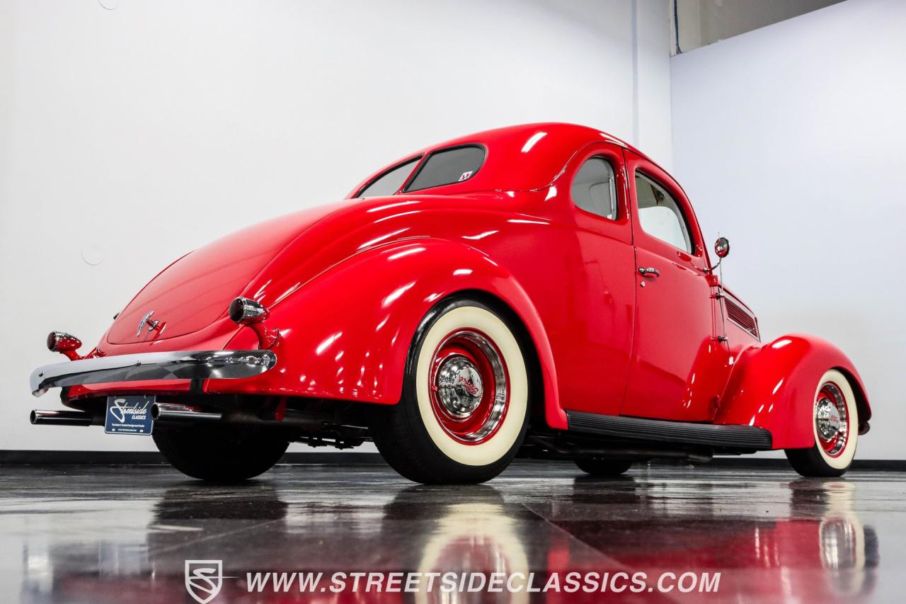 1937 Ford 5-Window Coupe