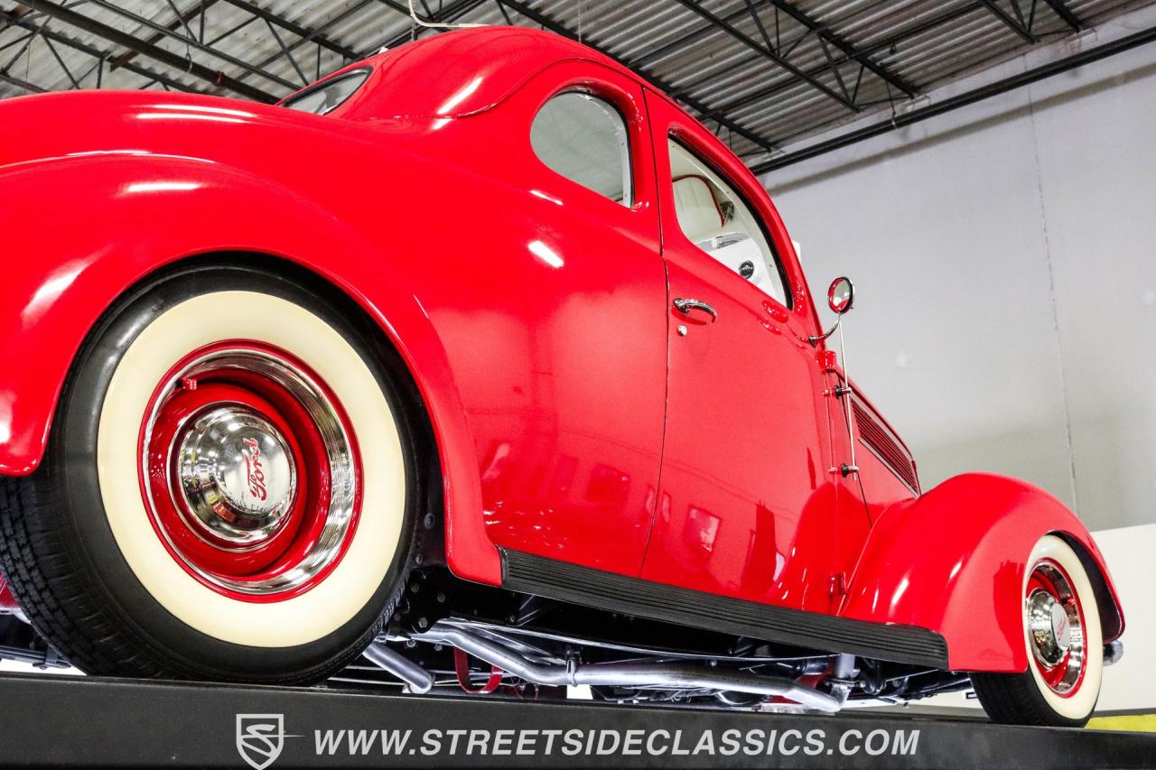 1937 Ford 5-Window Coupe