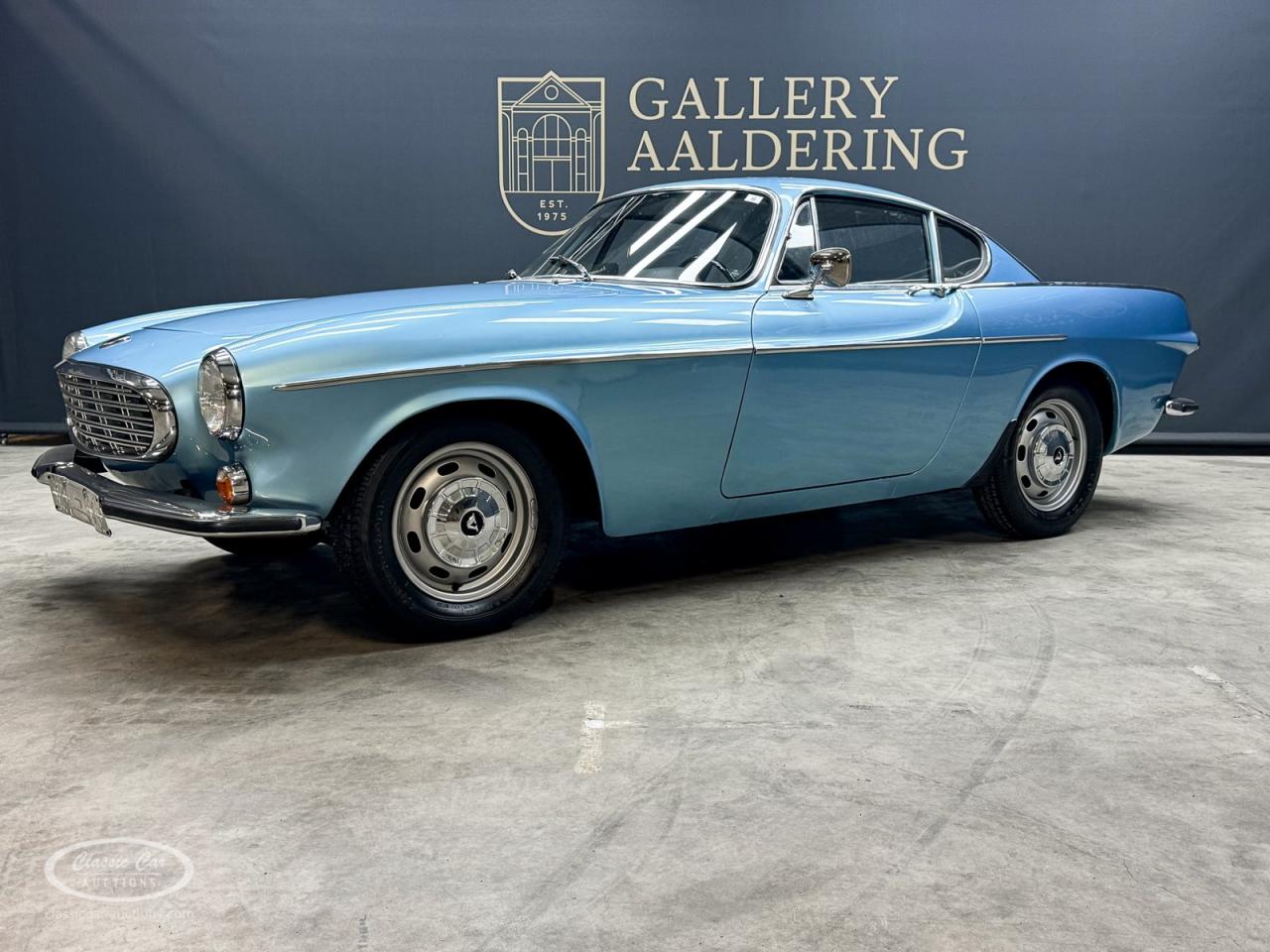 1967 Volvo P1800S