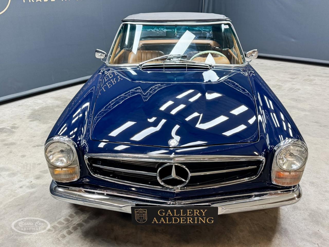 1965 Mercedes - Benz 230 SL