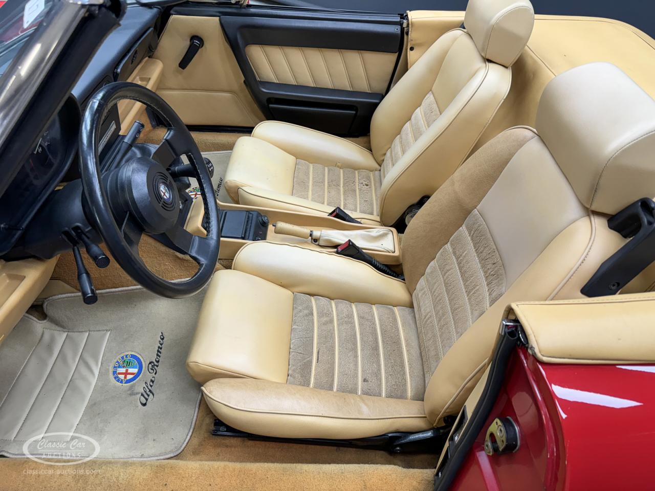 1991 Alfa Romeo Spider