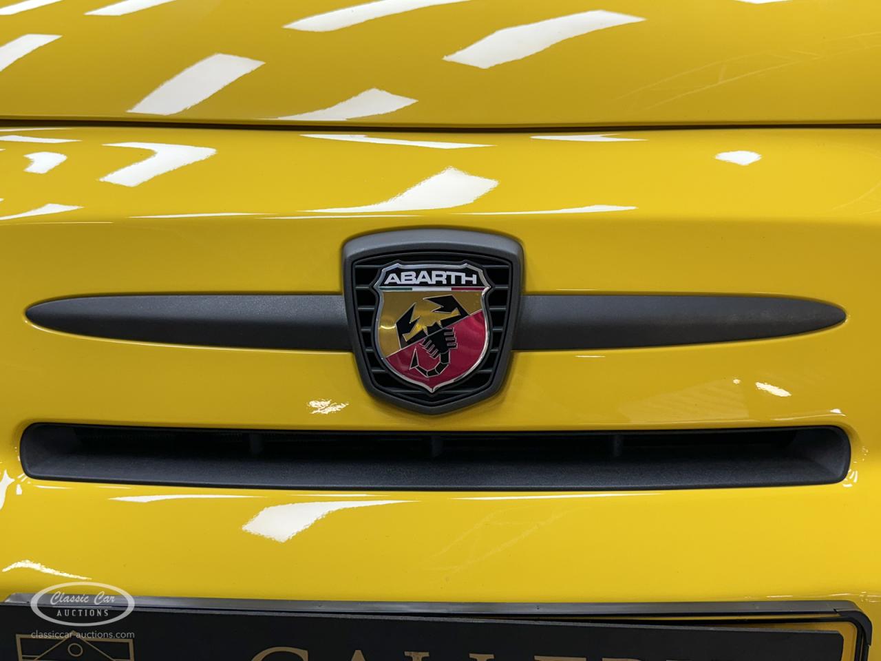 2017 Fiat Abarth 695