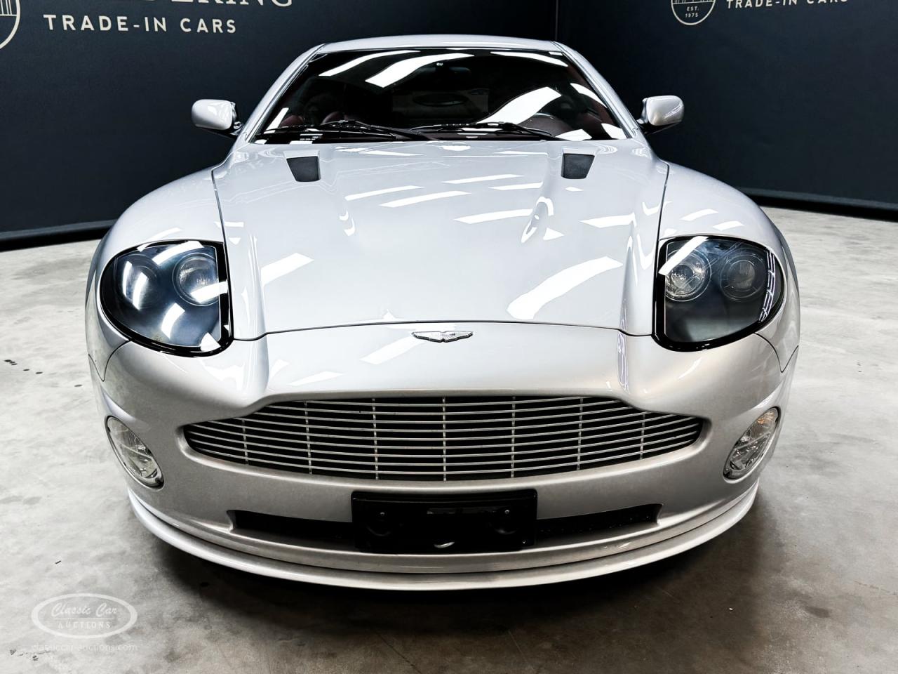 2004 Aston Martin Vanquish