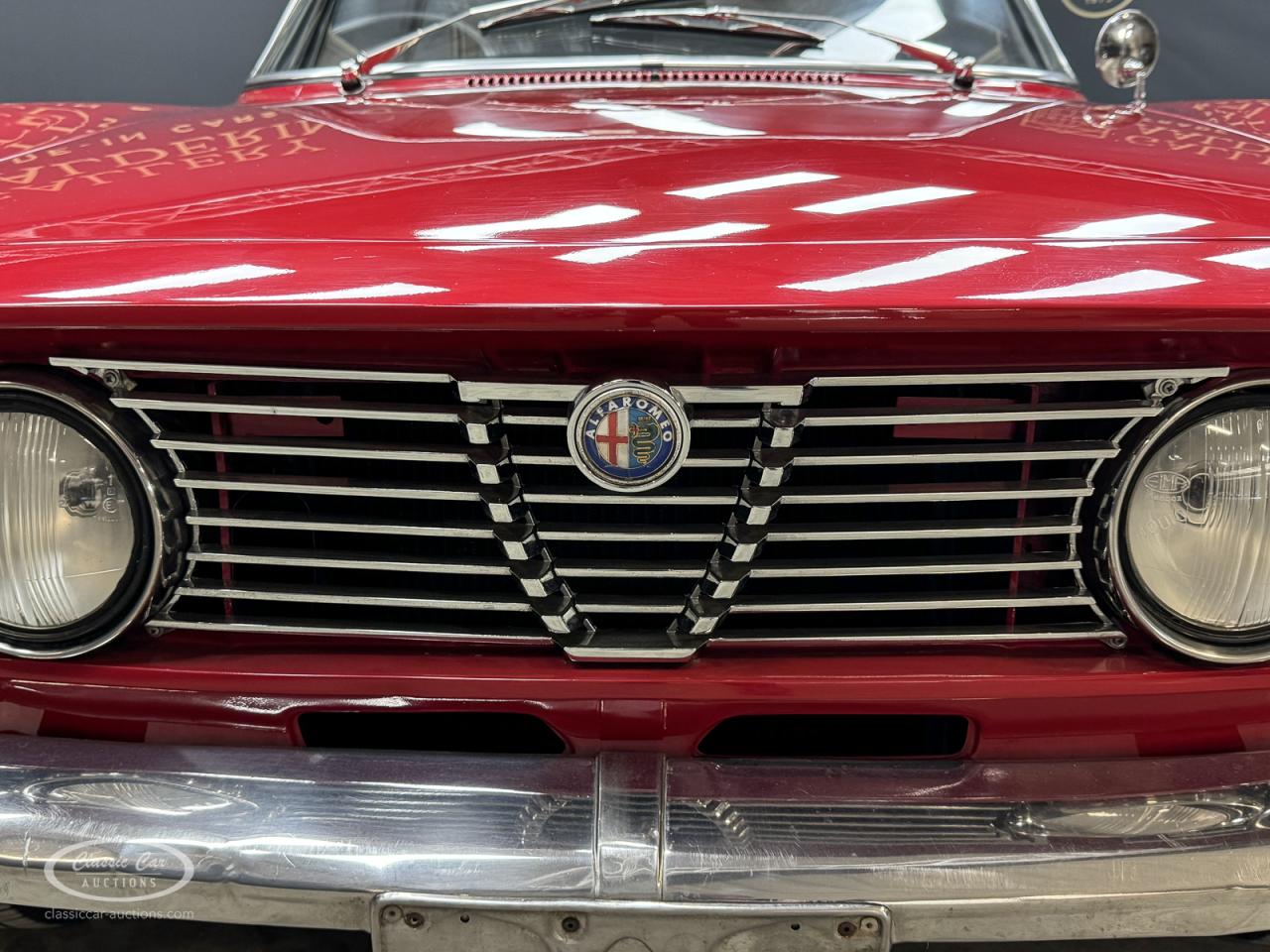 1975 Alfa Romeo GT 1300