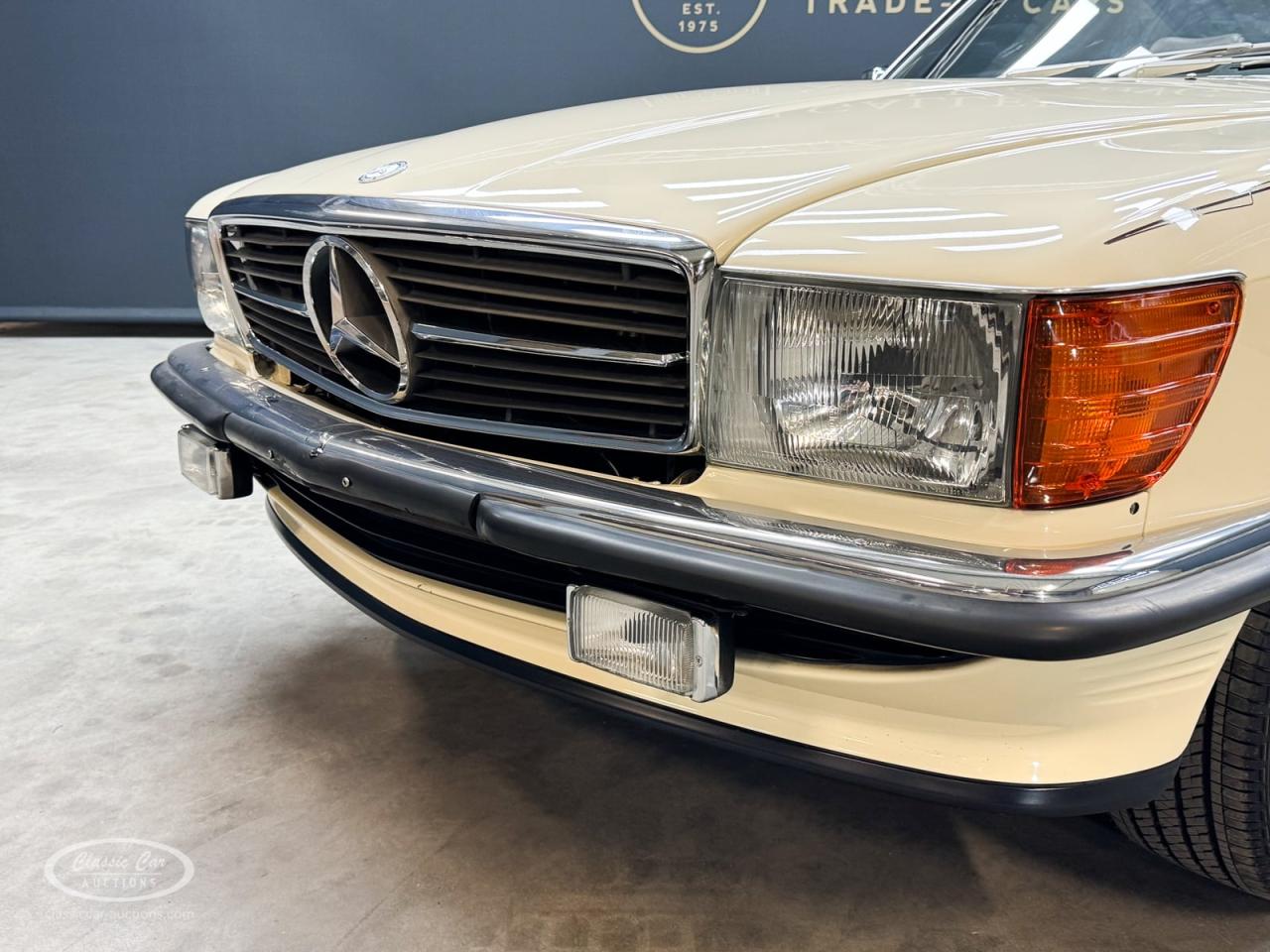 1989 Mercedes - Benz 560 SL