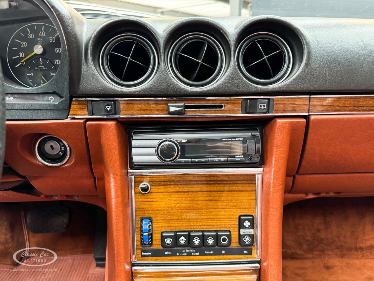 1982 Mercedes - Benz 380 SL