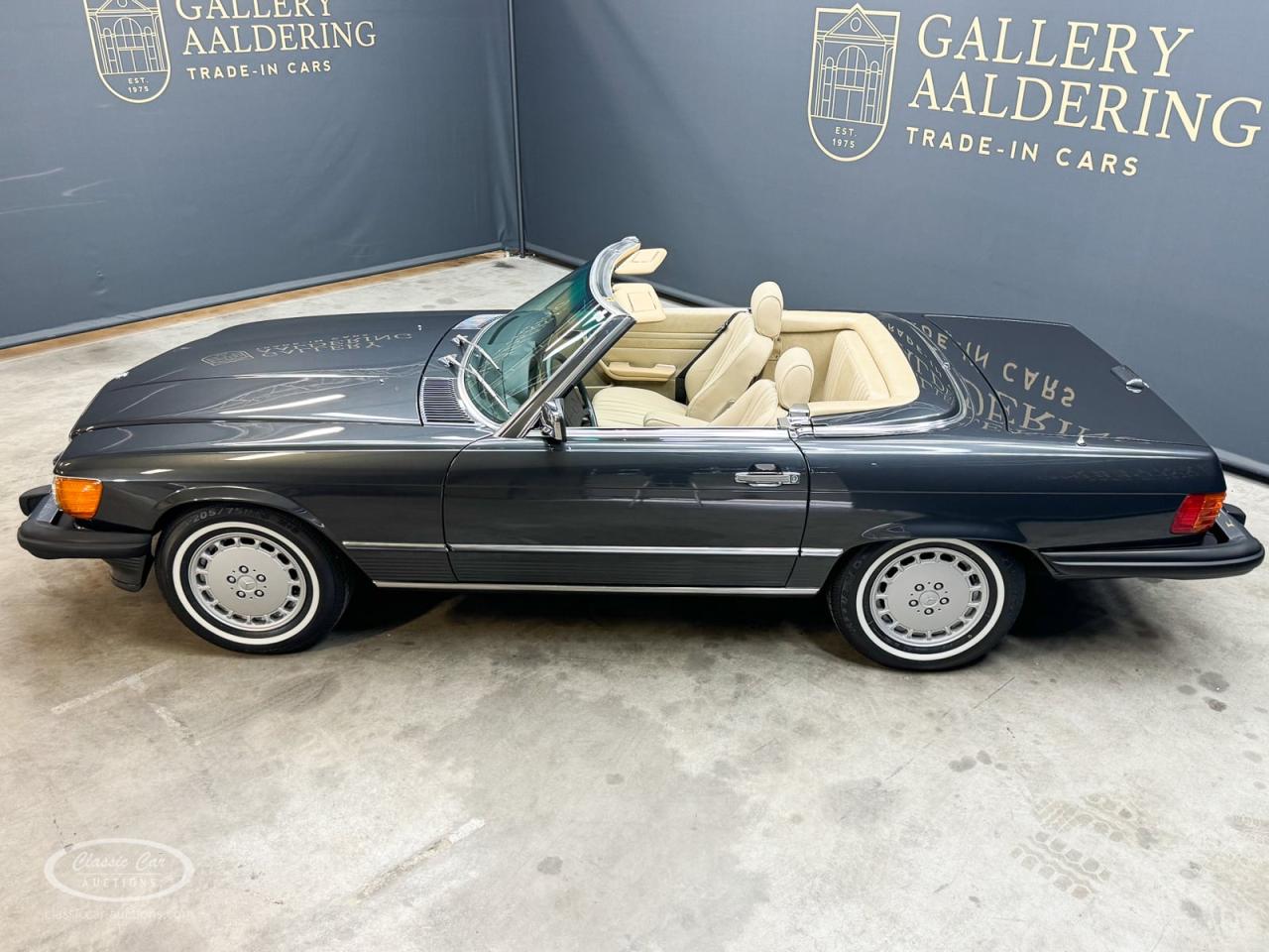 1988 Mercedes - Benz 560 SL