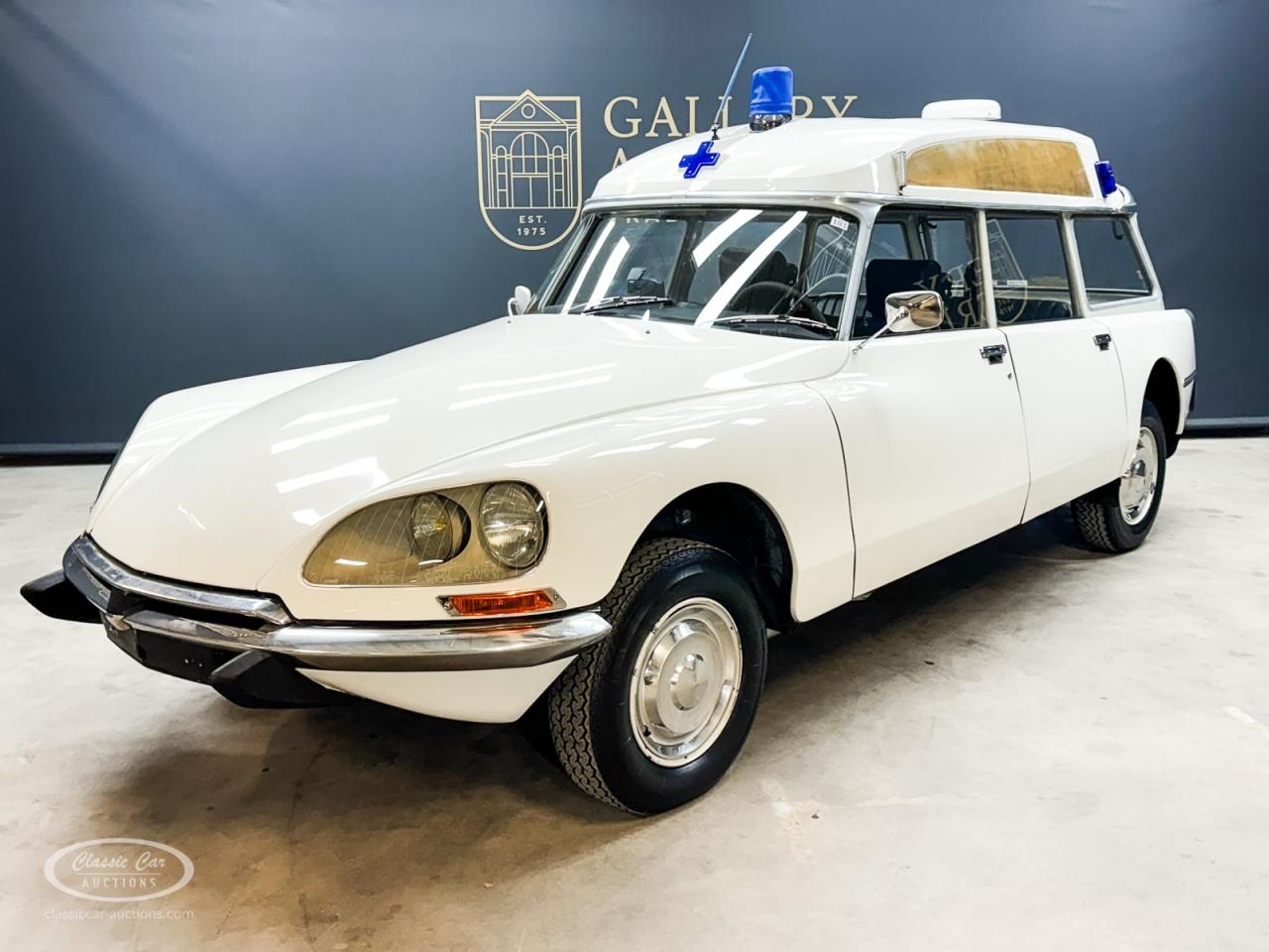 1973 Citro&euml;n DS 20 F Ambulance