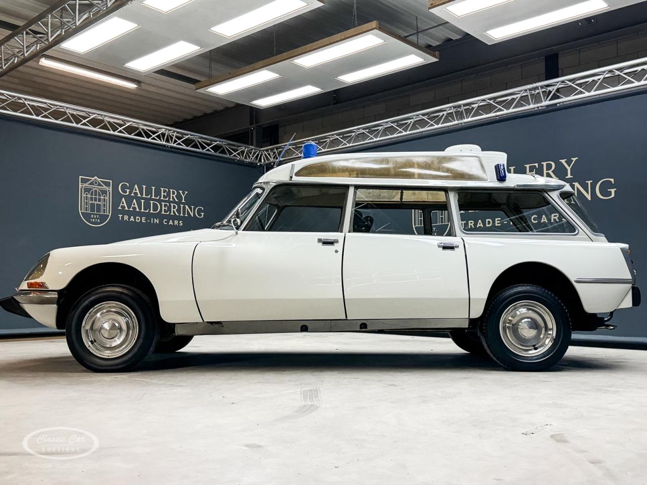 1973 Citro&euml;n DS 20 F Ambulance