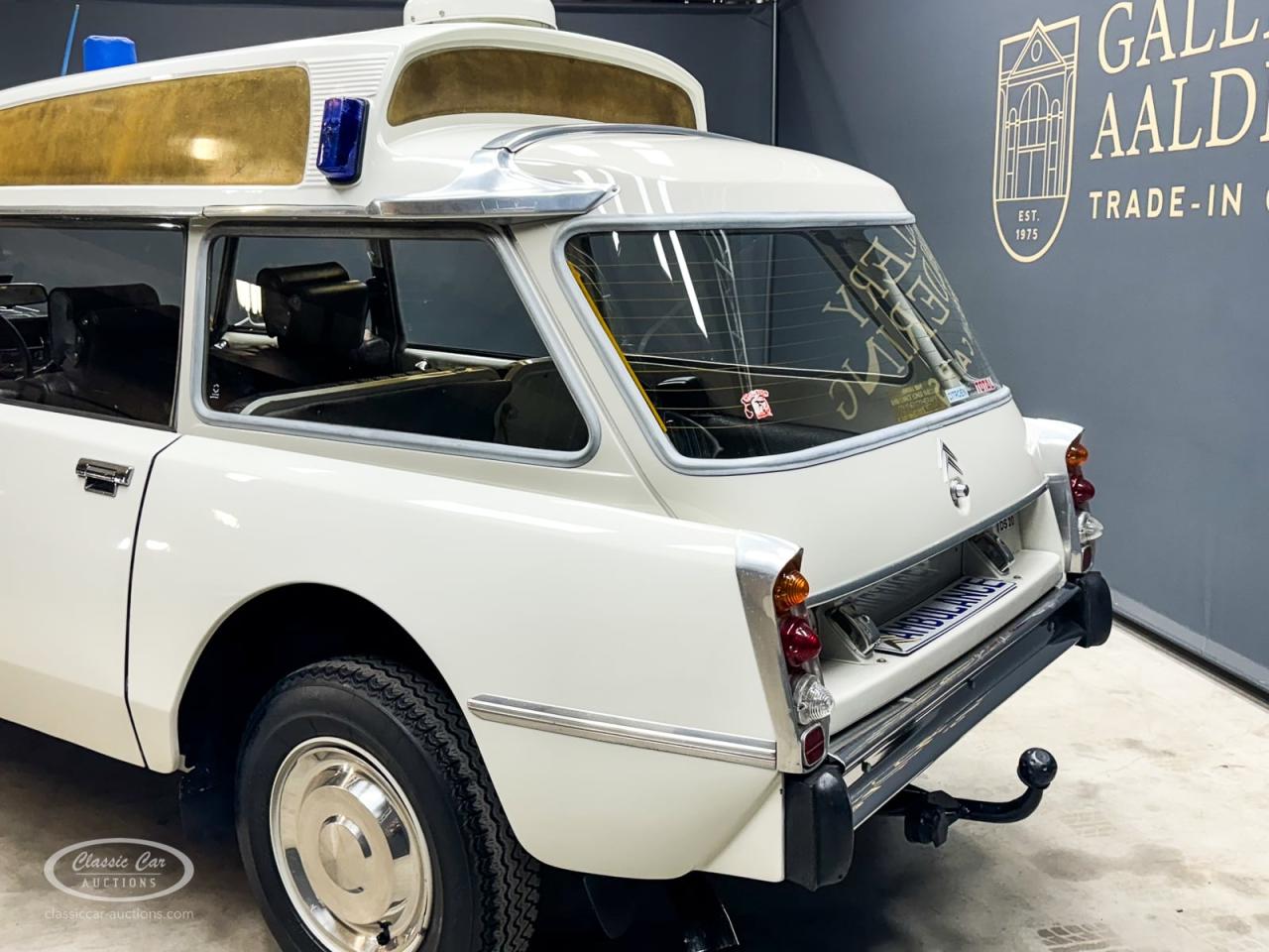 1973 Citro&euml;n DS 20 F Ambulance