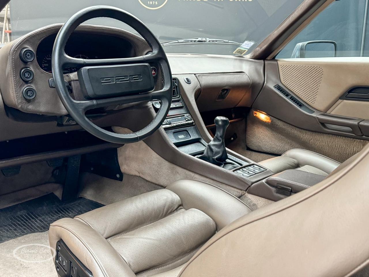 1983 Porsche 928